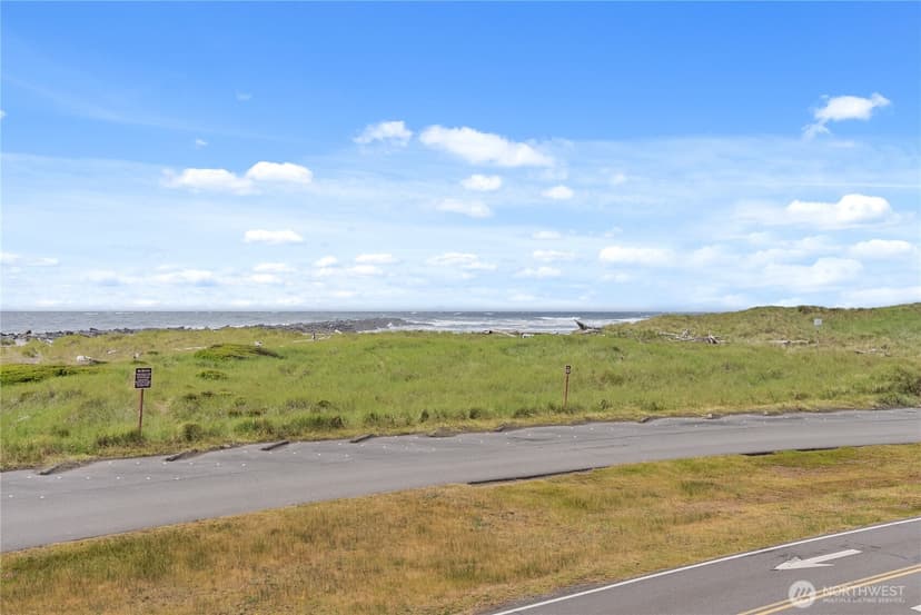 Property photo for 1593 E Ocean Shores Boulevard SW, Ocean Shores photo 16