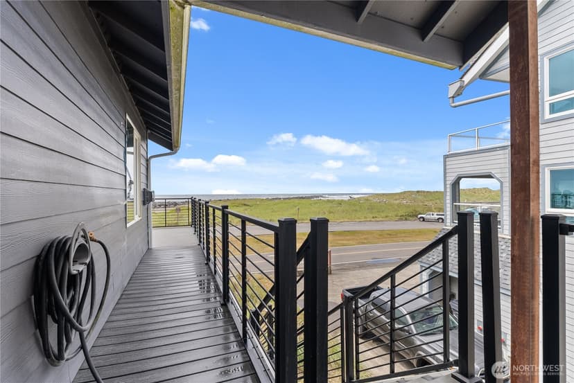 Property photo for 1593 E Ocean Shores Boulevard SW, Ocean Shores photo 6