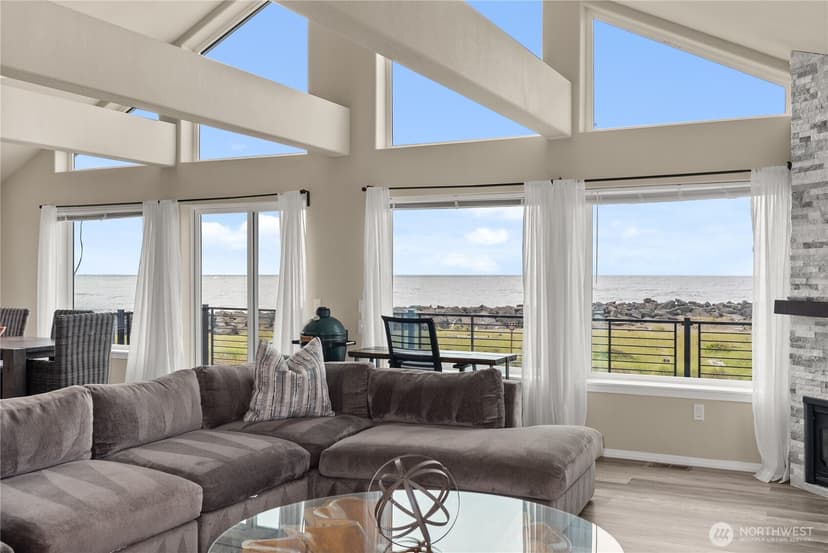 Property photo for 1593 E Ocean Shores Boulevard SW, Ocean Shores photo 9