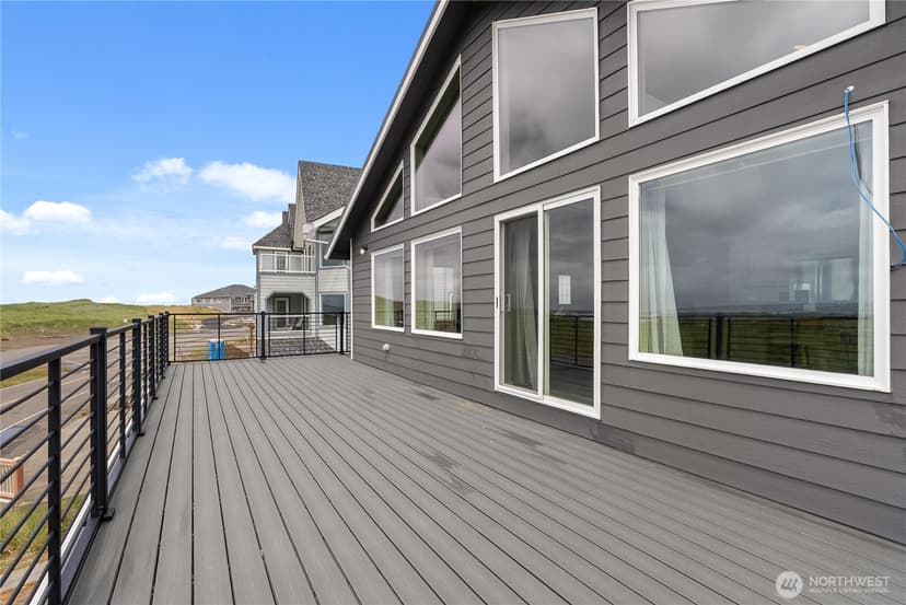 Property photo for 1593 E Ocean Shores Boulevard SW, Ocean Shores photo 12