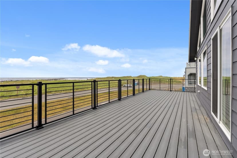 Property photo for 1593 E Ocean Shores Boulevard SW, Ocean Shores photo 14