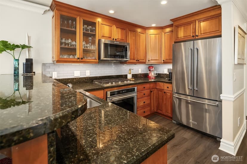 Property photo for 311 E Republican Street #201, Seattle photo 7