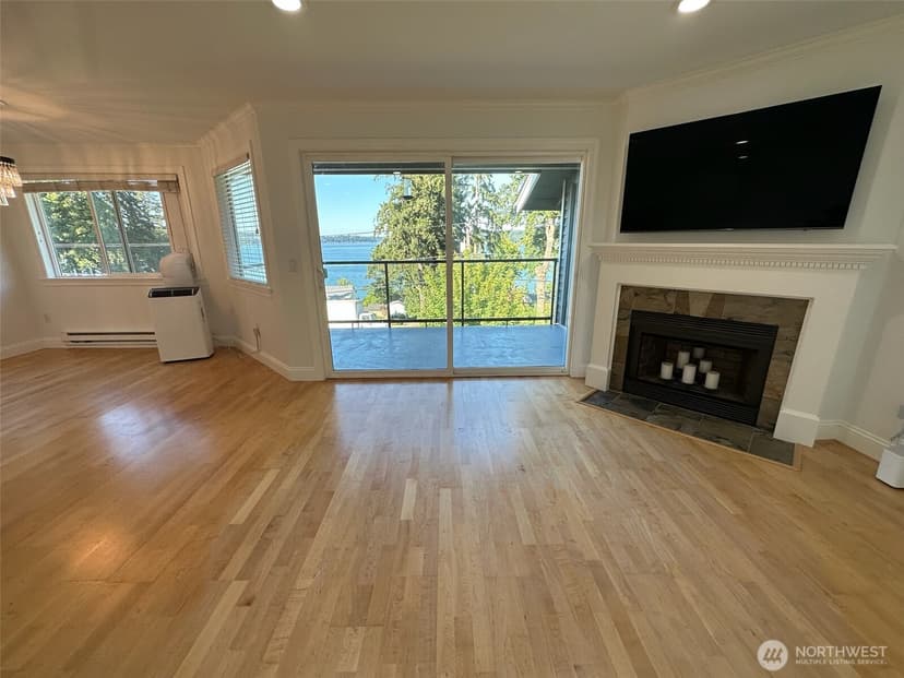 Property photo for 4171 West Lake Sammamish Parkway SE #A302, Bellevue photo 7