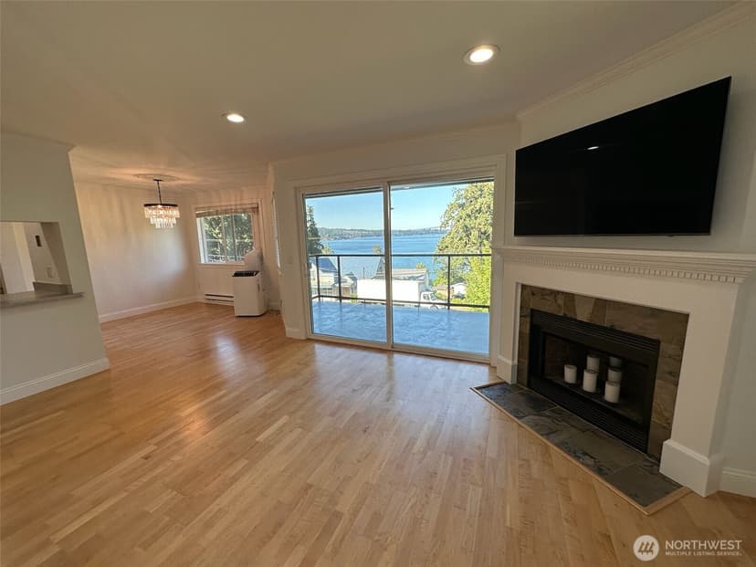 Property photo for 4171 West Lake Sammamish Parkway SE #A302, Bellevue photo 5