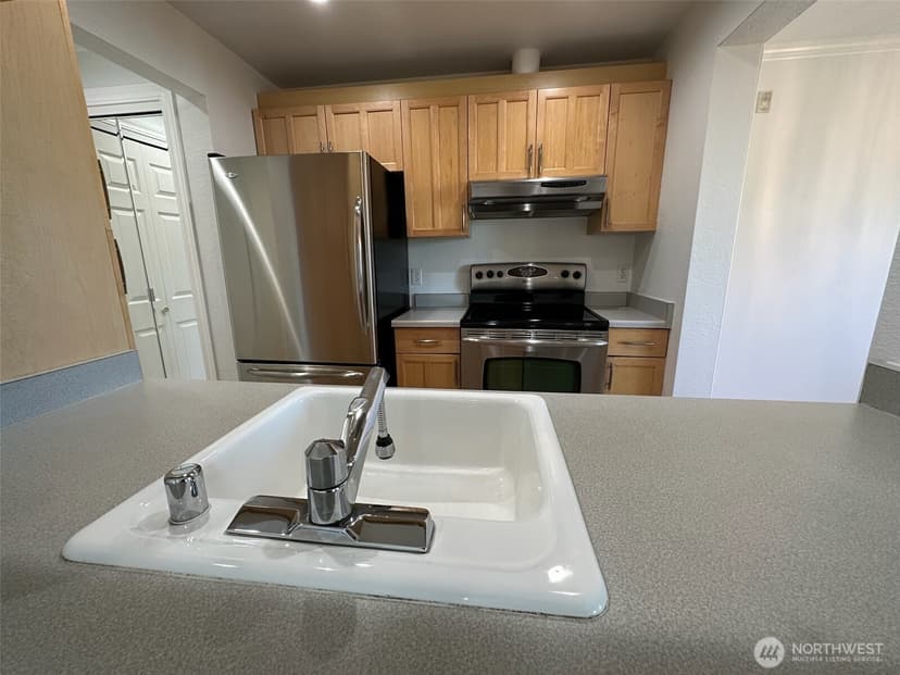Property photo for 4171 West Lake Sammamish Parkway SE #A302, Bellevue photo 15