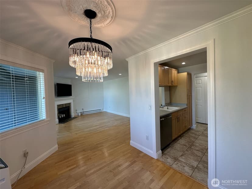 Property photo for 4171 West Lake Sammamish Parkway SE #A302, Bellevue photo 9