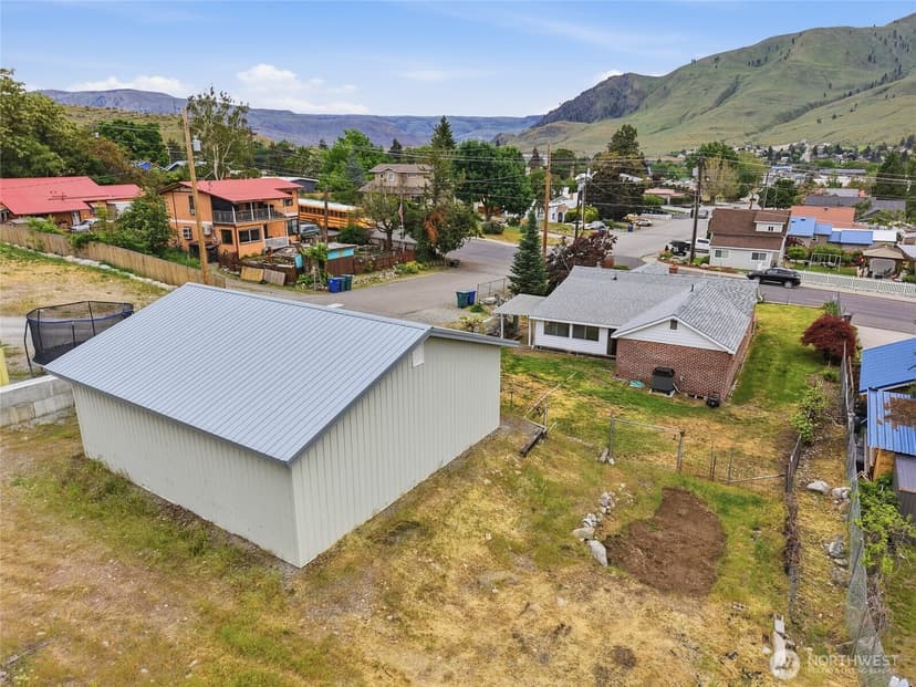 Property photo for 233 E Gibson, Chelan photo 14