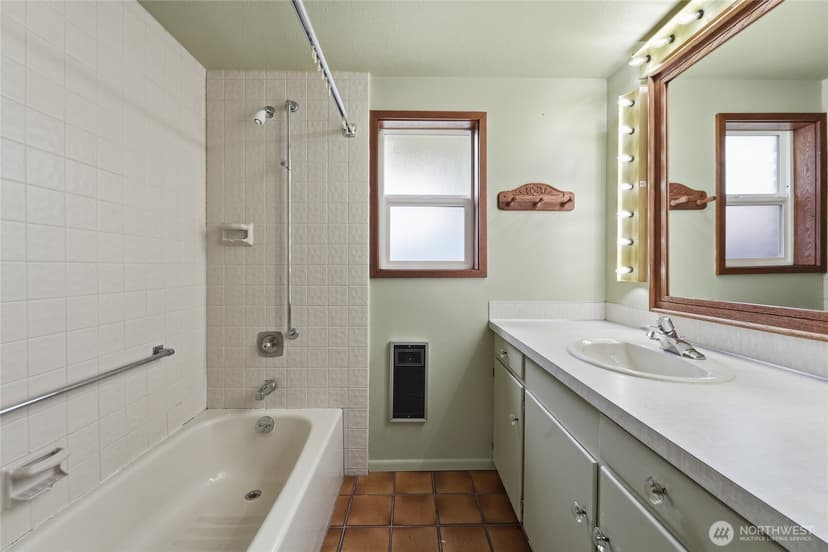 Property photo for 233 E Gibson, Chelan photo 30