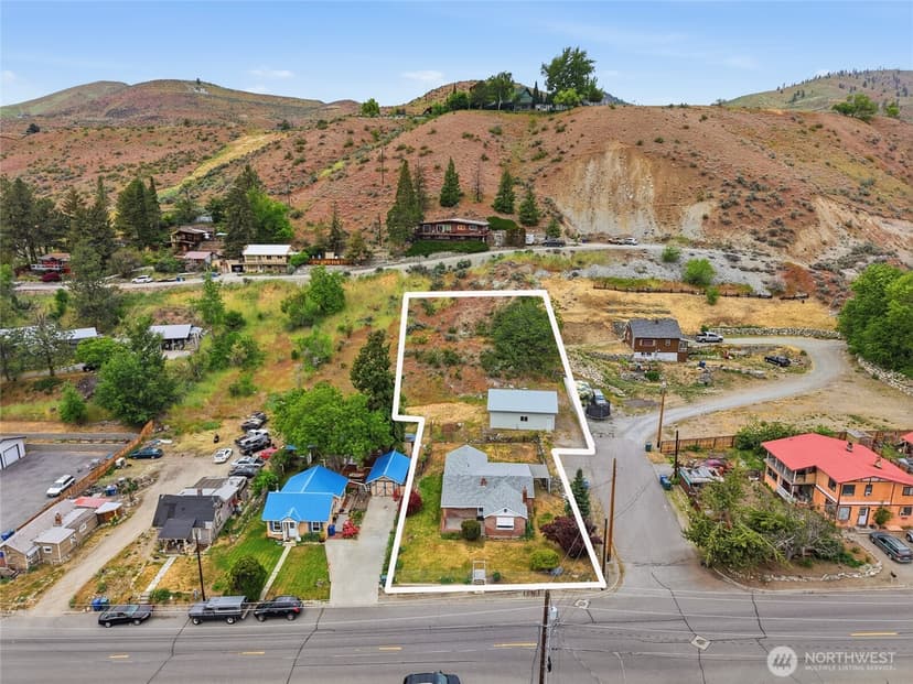Property photo for 233 E Gibson, Chelan photo 6