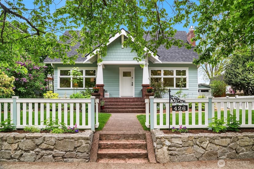 Property photo for 426 30th Avenue S, Seattle