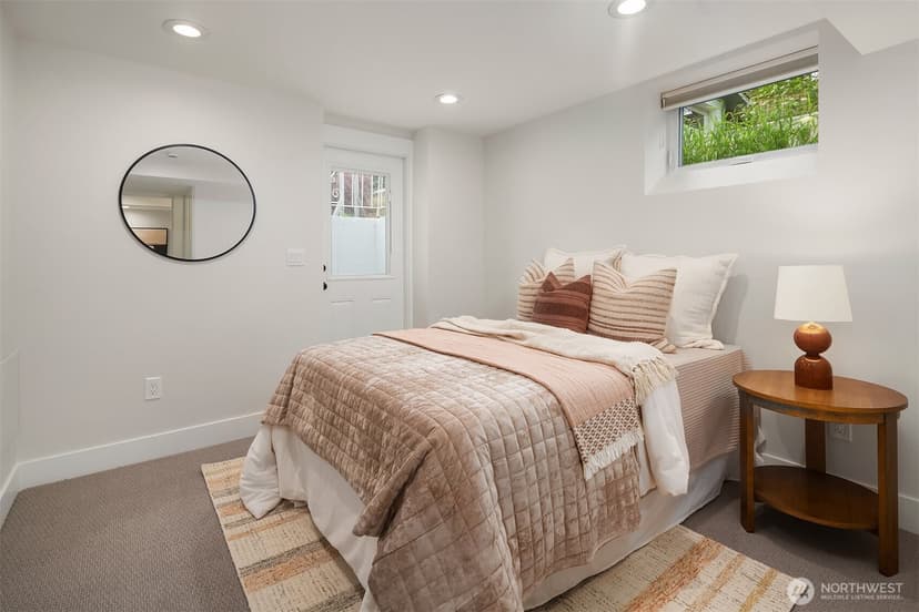 Property photo for 426 30th Avenue S, Seattle photo 29