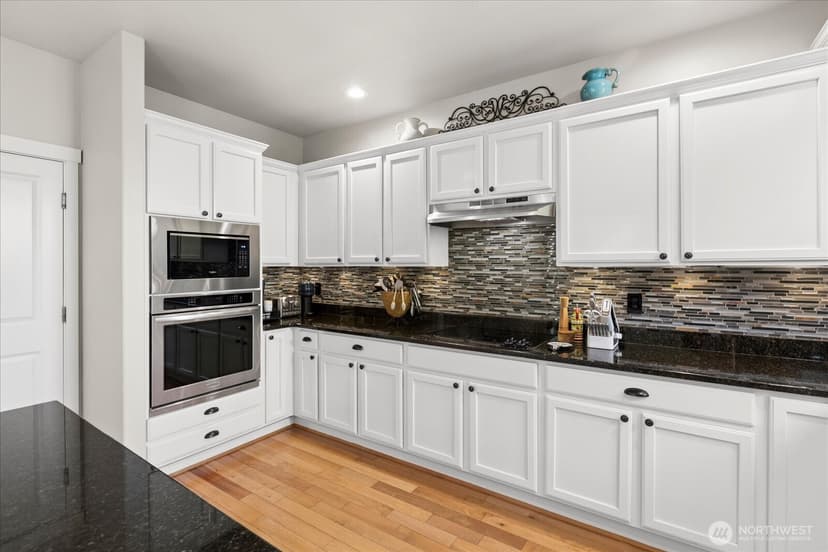 Property photo for 1074 Ridge Street, Mukilteo photo 17