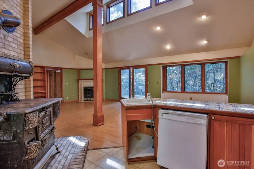 Property photo for 4050 Tree Frog Lane, Langley photo 18