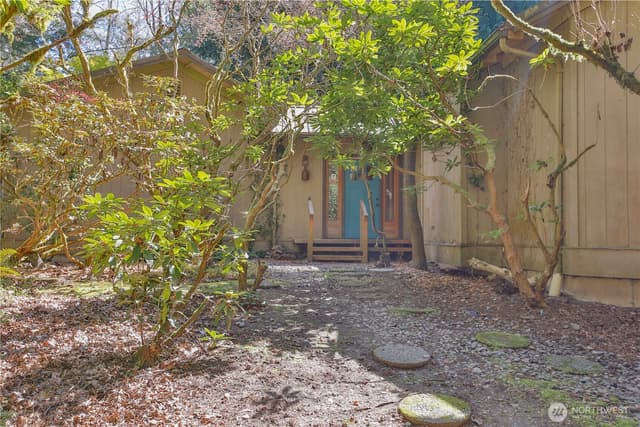 Property photo for 4050 Tree Frog Lane, Langley photo 2