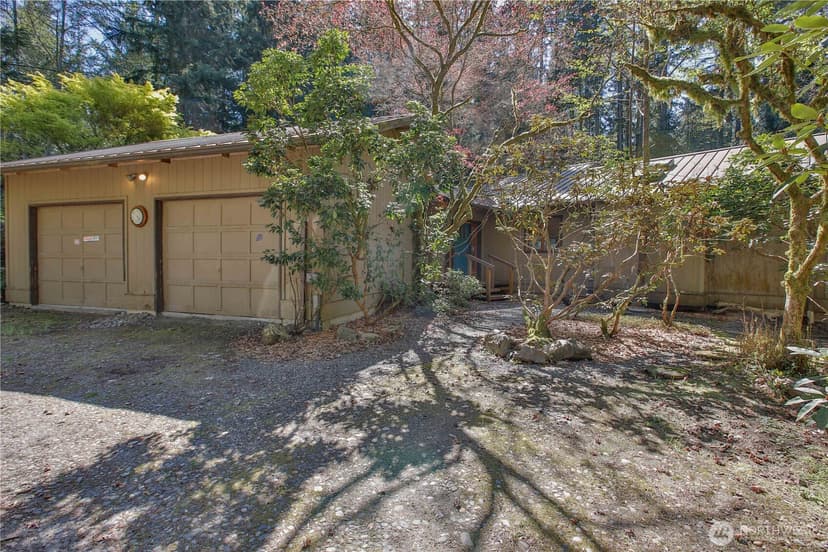 Property photo for 4050 Tree Frog Lane, Langley photo 7