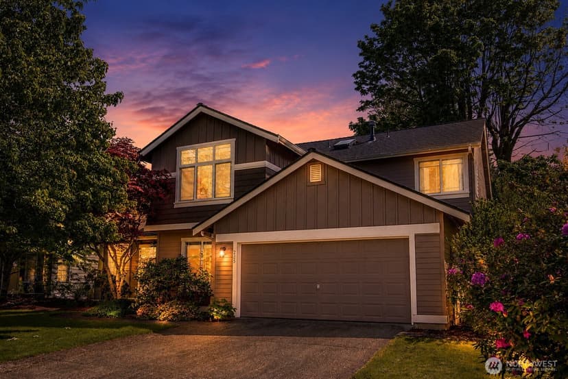 Property photo for 225 SE 10th Circle, North Bend