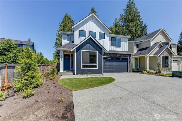 Property photo for 15530 2nd Place W #MG 16, Lynnwood photo 2