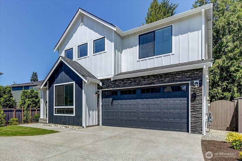 Property photo for 15530 2nd Place W #MG 16, Lynnwood photo 4
