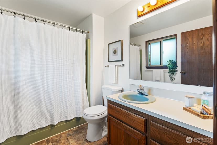 Property photo for 9724 58th Street Ct W, University Place photo 27