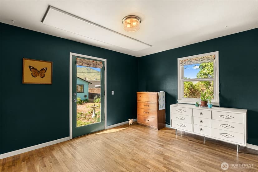 Property photo for 229 W Allen Avenue, Chelan photo 16