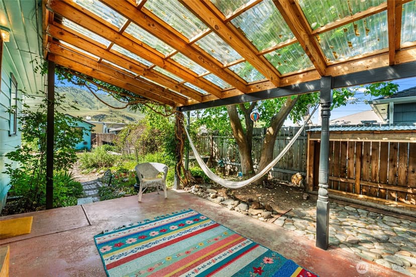 Property photo for 229 W Allen Avenue, Chelan photo 32