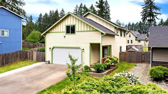 Property photo for 41 Fireweed Street, Port Orchard