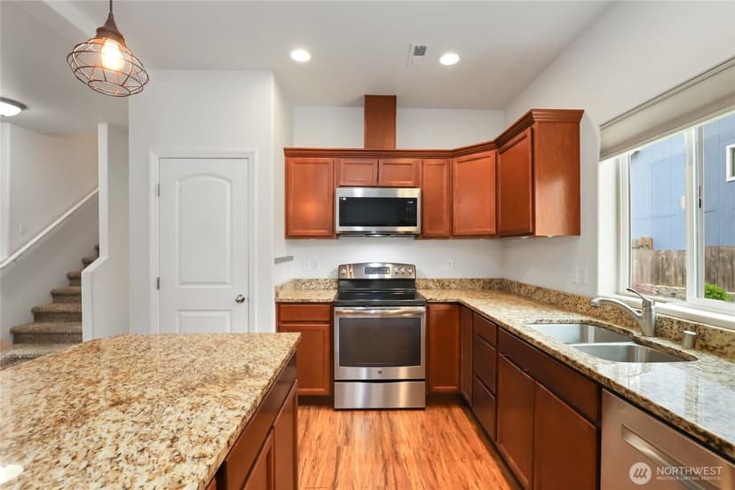 Property photo for 41 Fireweed Street, Port Orchard photo 17