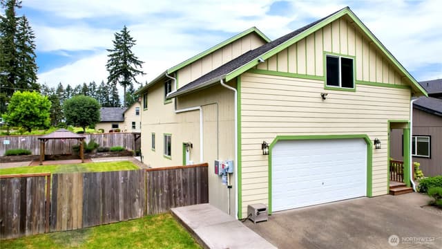 Property photo for 41 Fireweed Street, Port Orchard photo 3