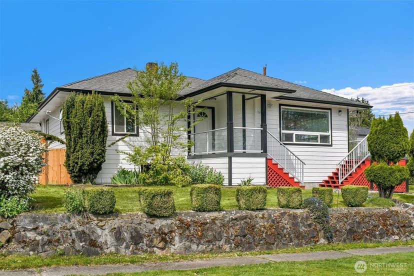 Property photo for 11605 87th Avenue S, Seattle photo 2