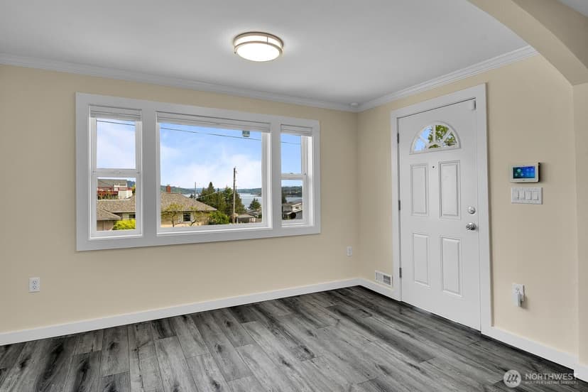 Property photo for 11605 87th Avenue S, Seattle photo 6
