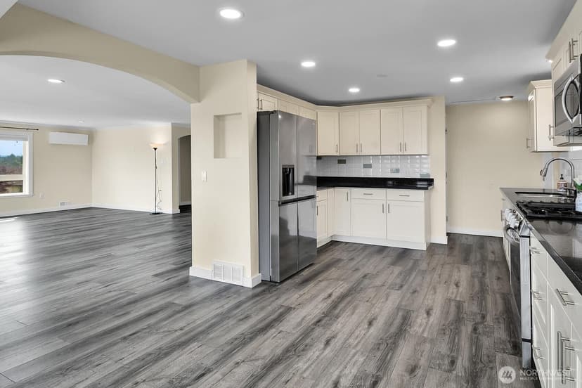 Property photo for 11605 87th Avenue S, Seattle photo 10
