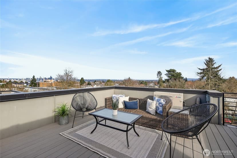 Property photo for 6543 35th Avenue SW #B, Seattle photo 32