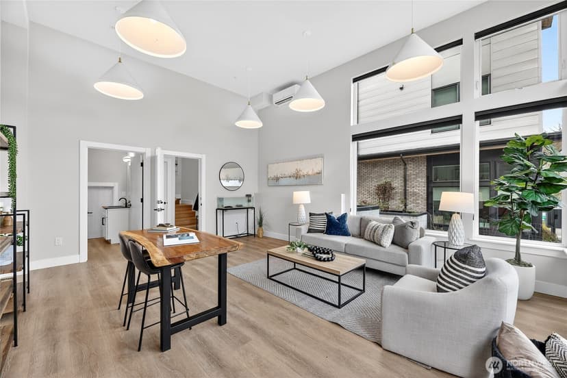 Property photo for 6543 35th Avenue SW #B, Seattle photo 6