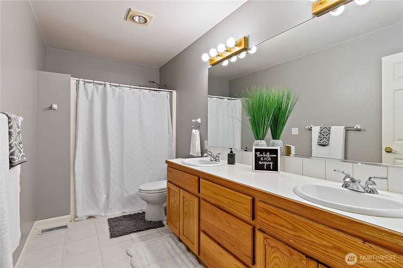 Property photo for 15827 33rd Avenue Ct E, Tacoma photo 27