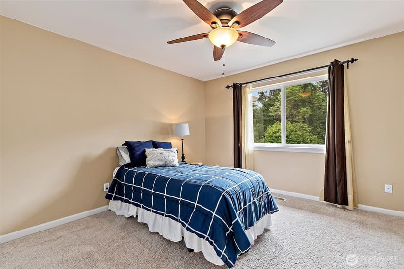 Property photo for 15827 33rd Avenue Ct E, Tacoma photo 37