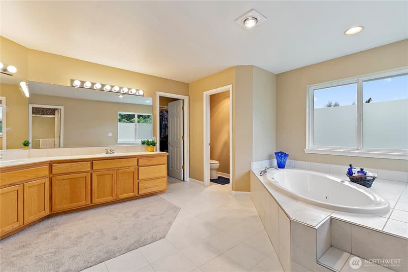Property photo for 15827 33rd Avenue Ct E, Tacoma photo 25