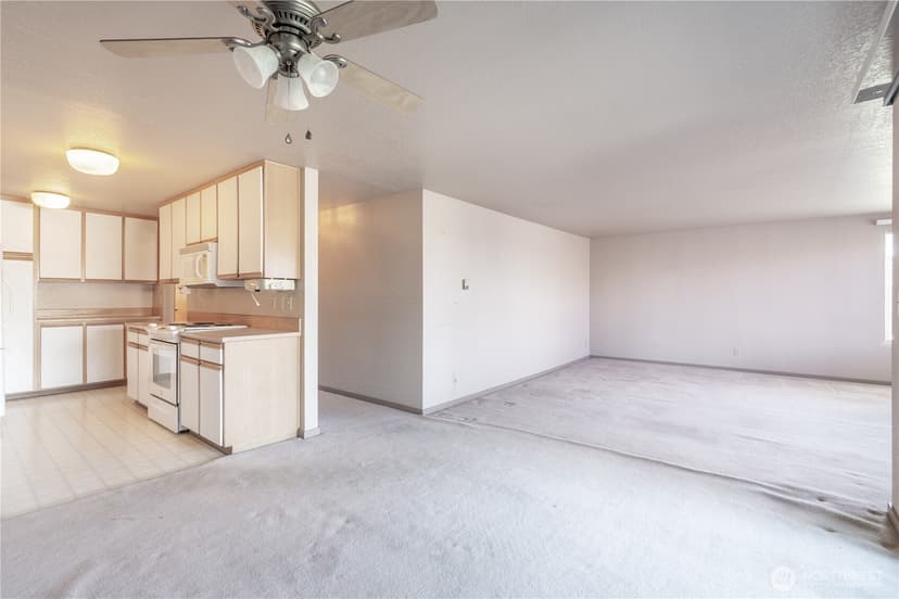 Property photo for 813 S 227th Place #2, Des Moines photo 6