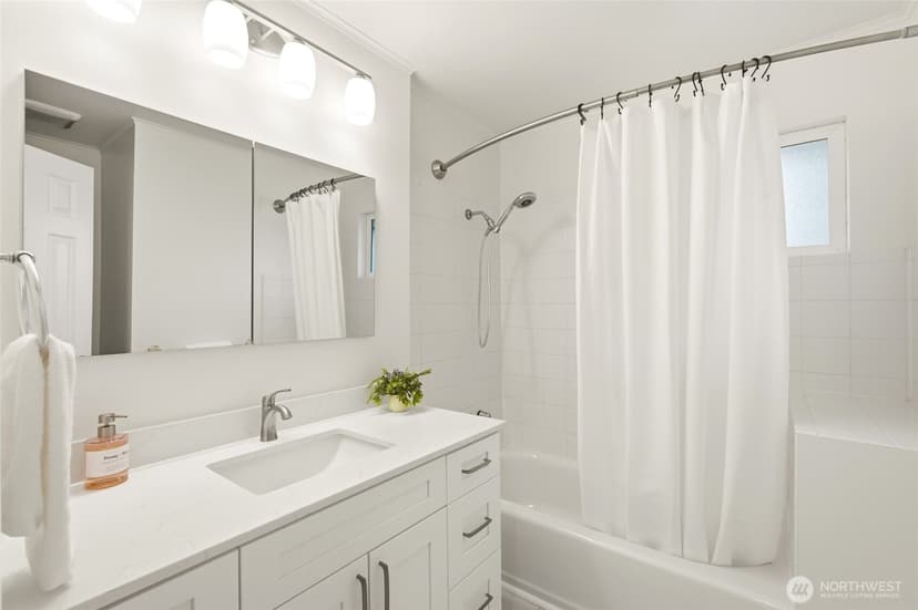 Property photo for 804 N 3rd Street, Renton photo 16