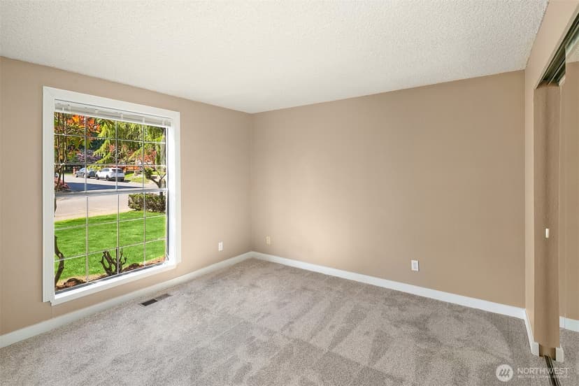 Property photo for 14602 SE 165th Place, Renton photo 16