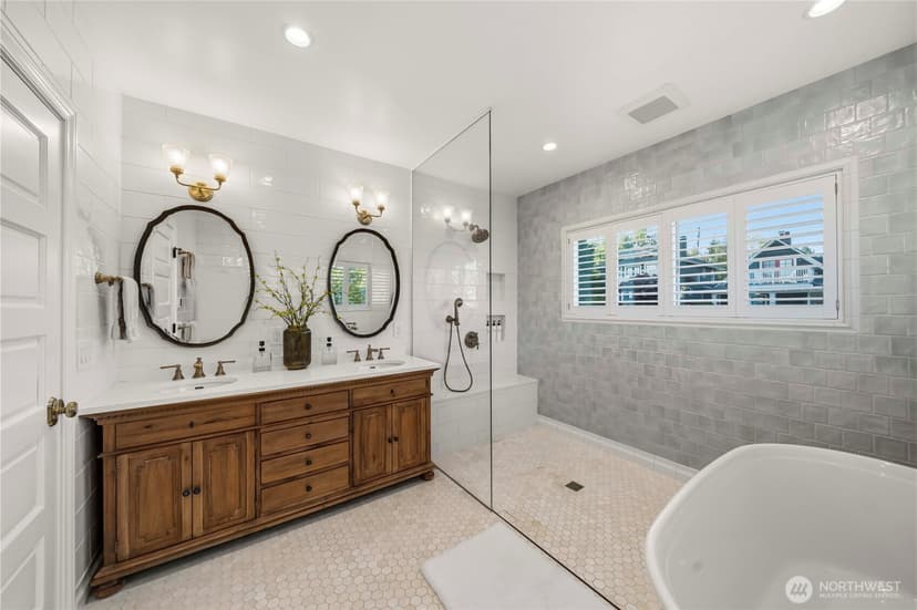 Property photo for 321 Lee Street, Seattle photo 18