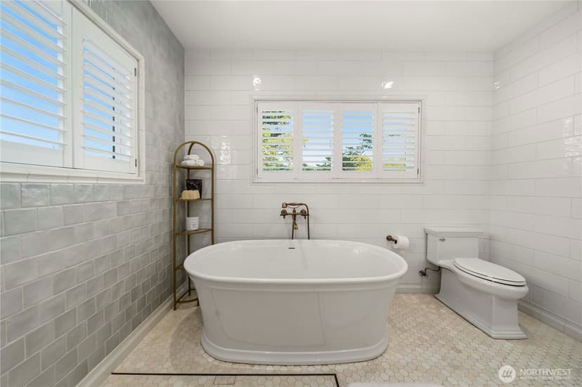 Property photo for 321 Lee Street, Seattle photo 19