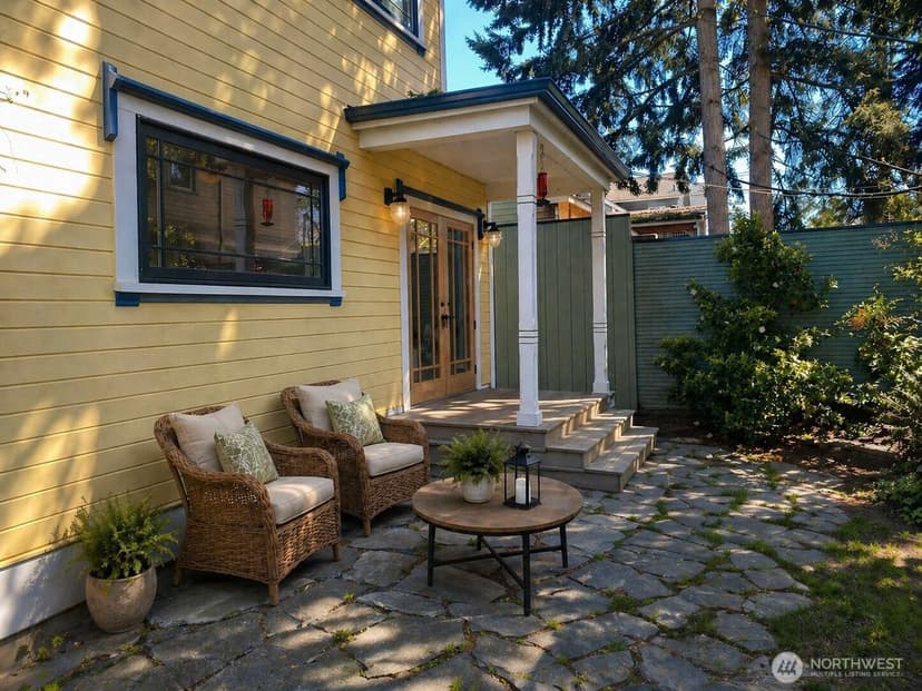 Property photo for 2824 N Lawrence Street, Tacoma photo 8