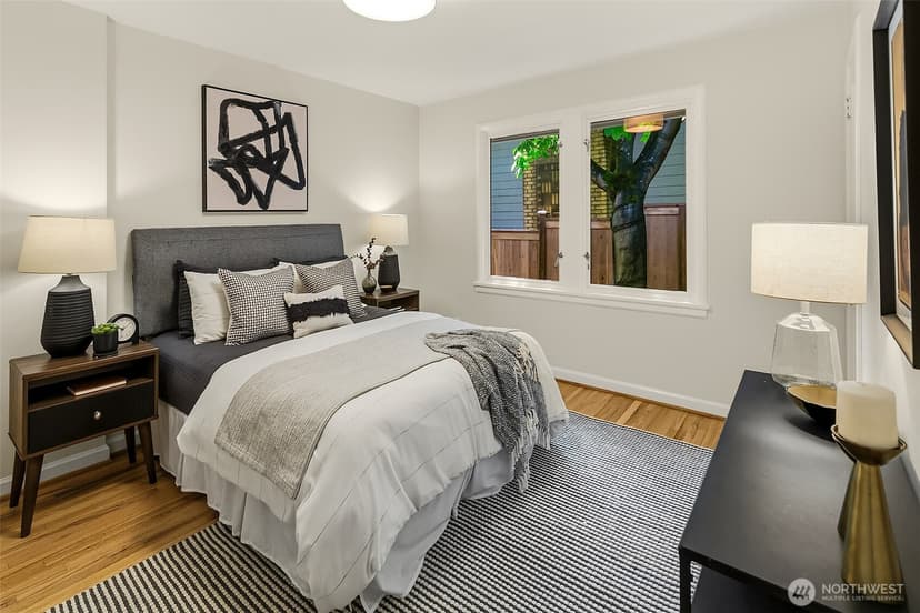 Property photo for 2613 Boyer Avenue E, Seattle photo 8