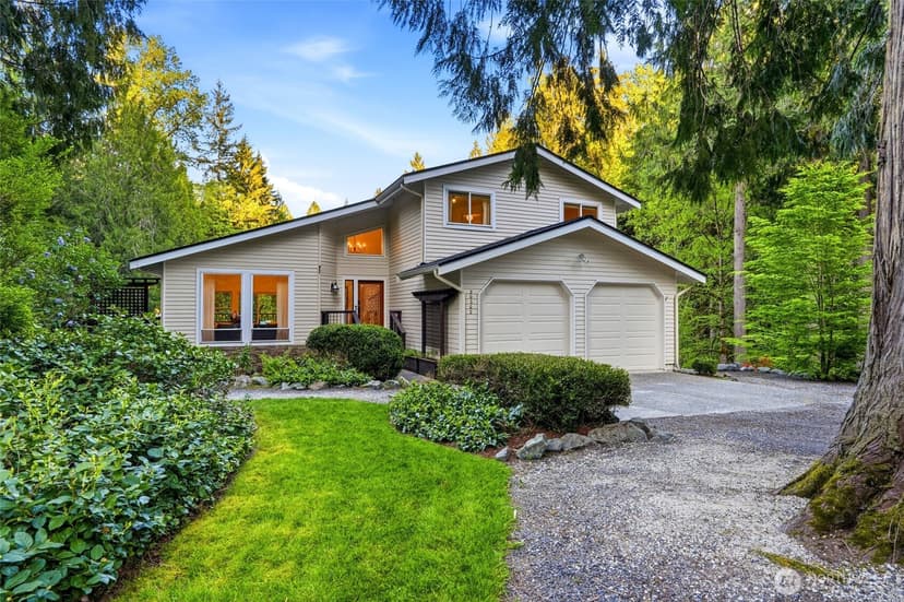 Property photo for 20202 230th Avenue NE, Woodinville photo 3