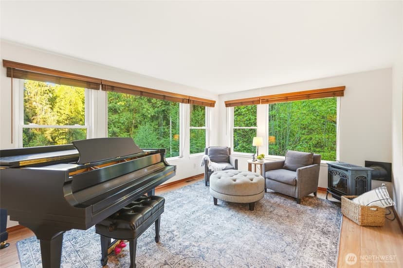 Property photo for 20202 230th Avenue NE, Woodinville photo 10