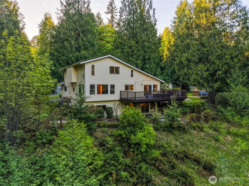 Property photo for 20202 230th Avenue NE, Woodinville photo 5