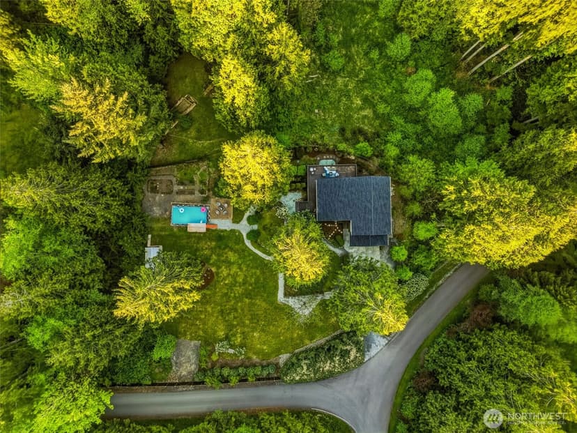 Property photo for 20202 230th Avenue NE, Woodinville photo 36
