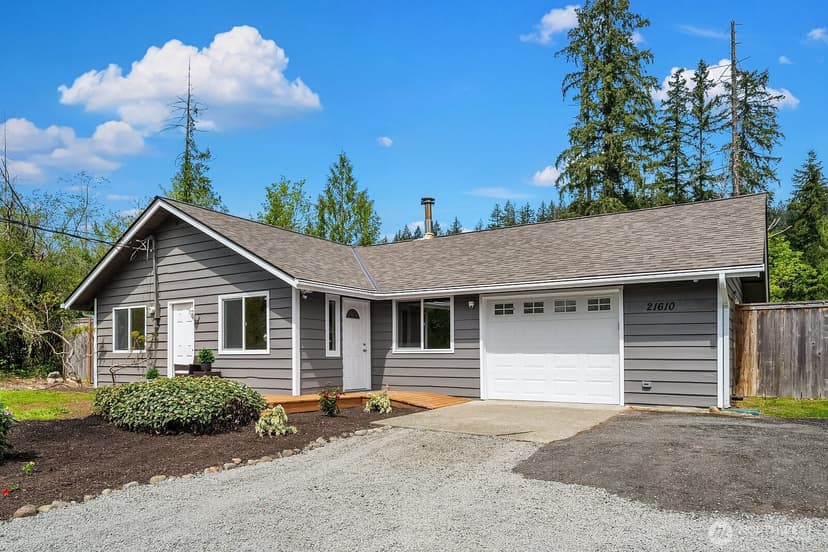 Property photo for 21610 SE May Valley Road, Issaquah photo 2
