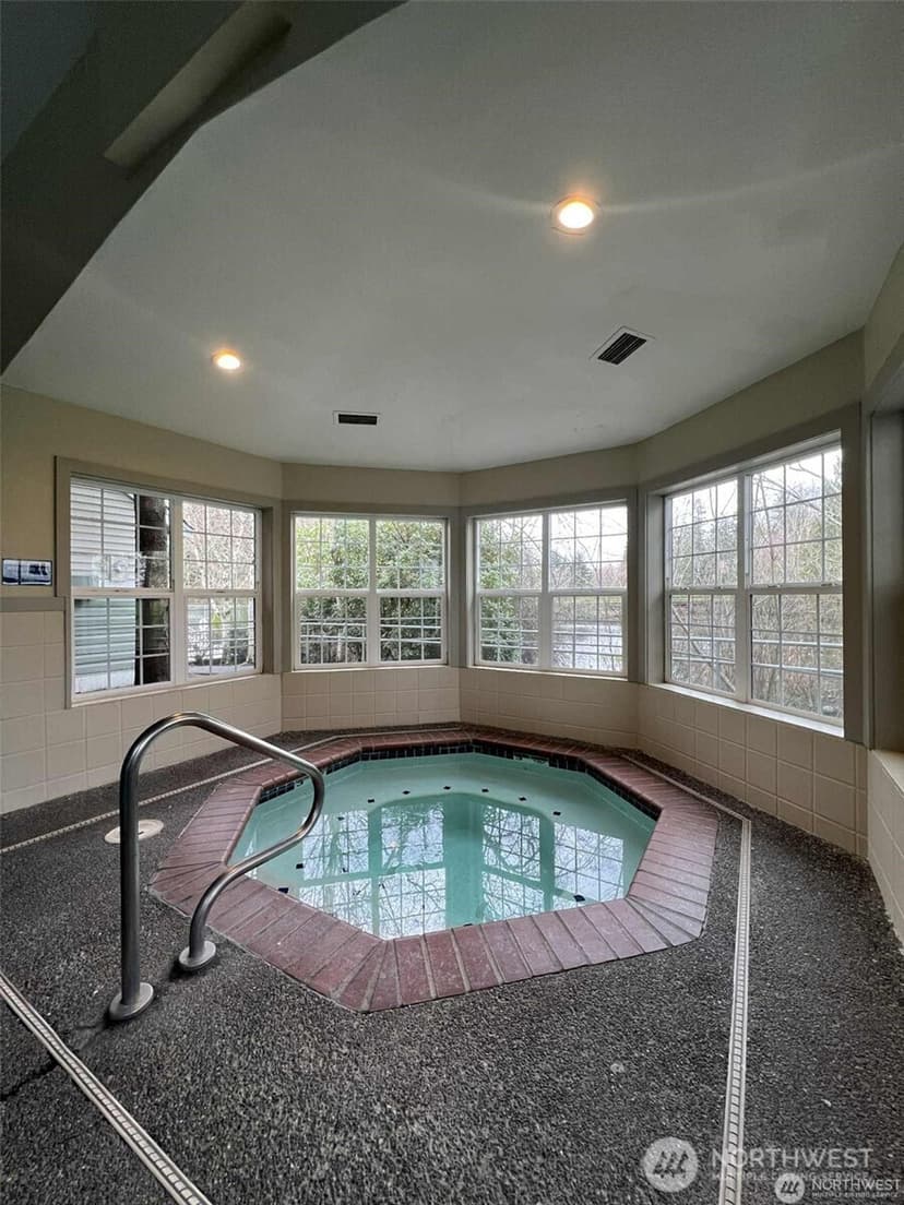 Property photo for 12303 Harbour Pointe Boulevard #U305, Mukilteo photo 18