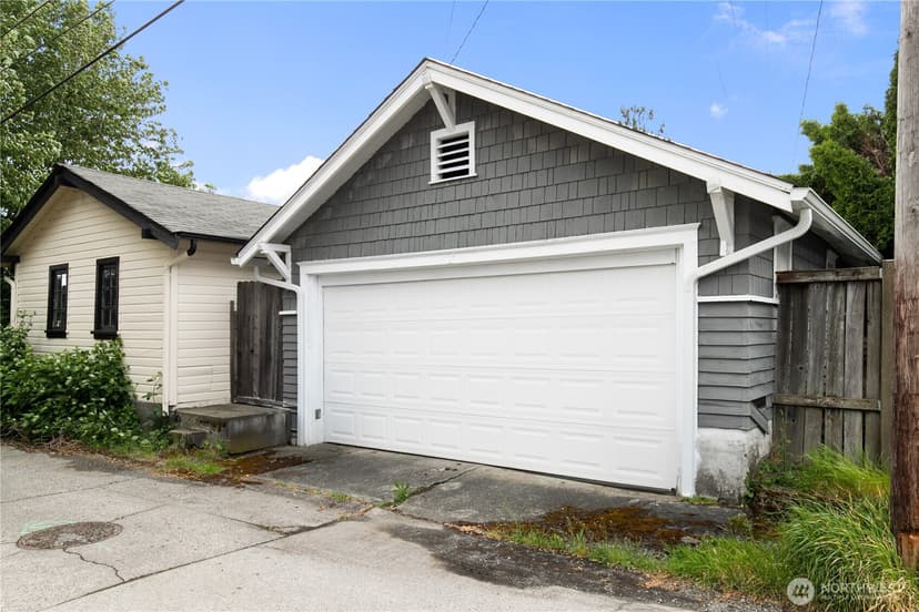 Property photo for 630 N Oakes Street, Tacoma photo 14